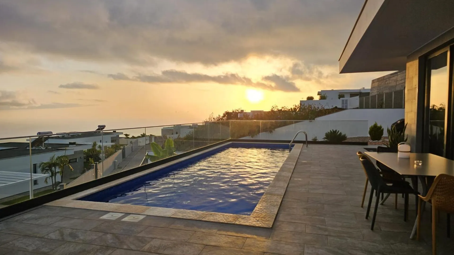 Villa Serenity By Rentallido Jardim do Mar 0*,  Portugalia